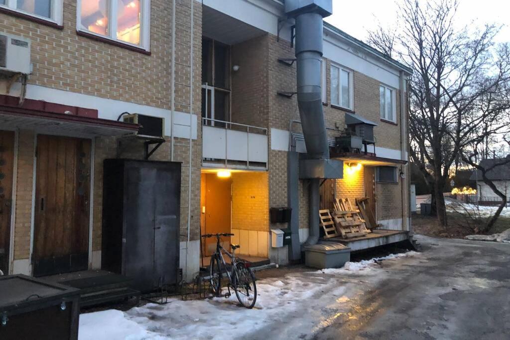 Yksioe 1 Km Jokirannasta Foeriltae/ 2 Km Torilta Apartment Turku Exterior photo